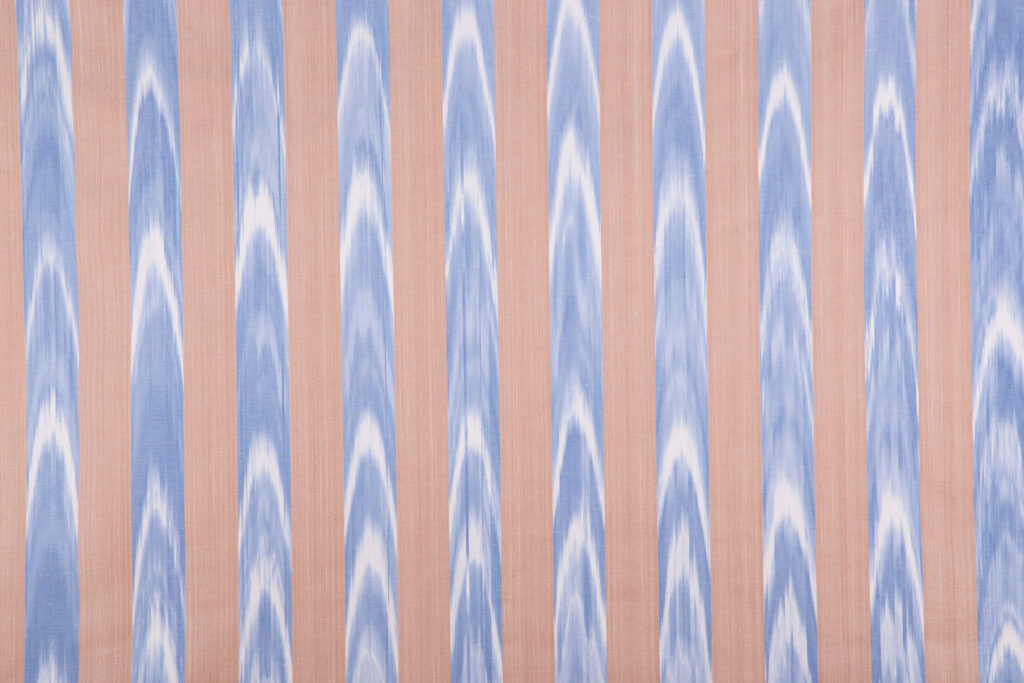 Tela mallorquina modelo 116 en celeste y beige de Teixits Vicens