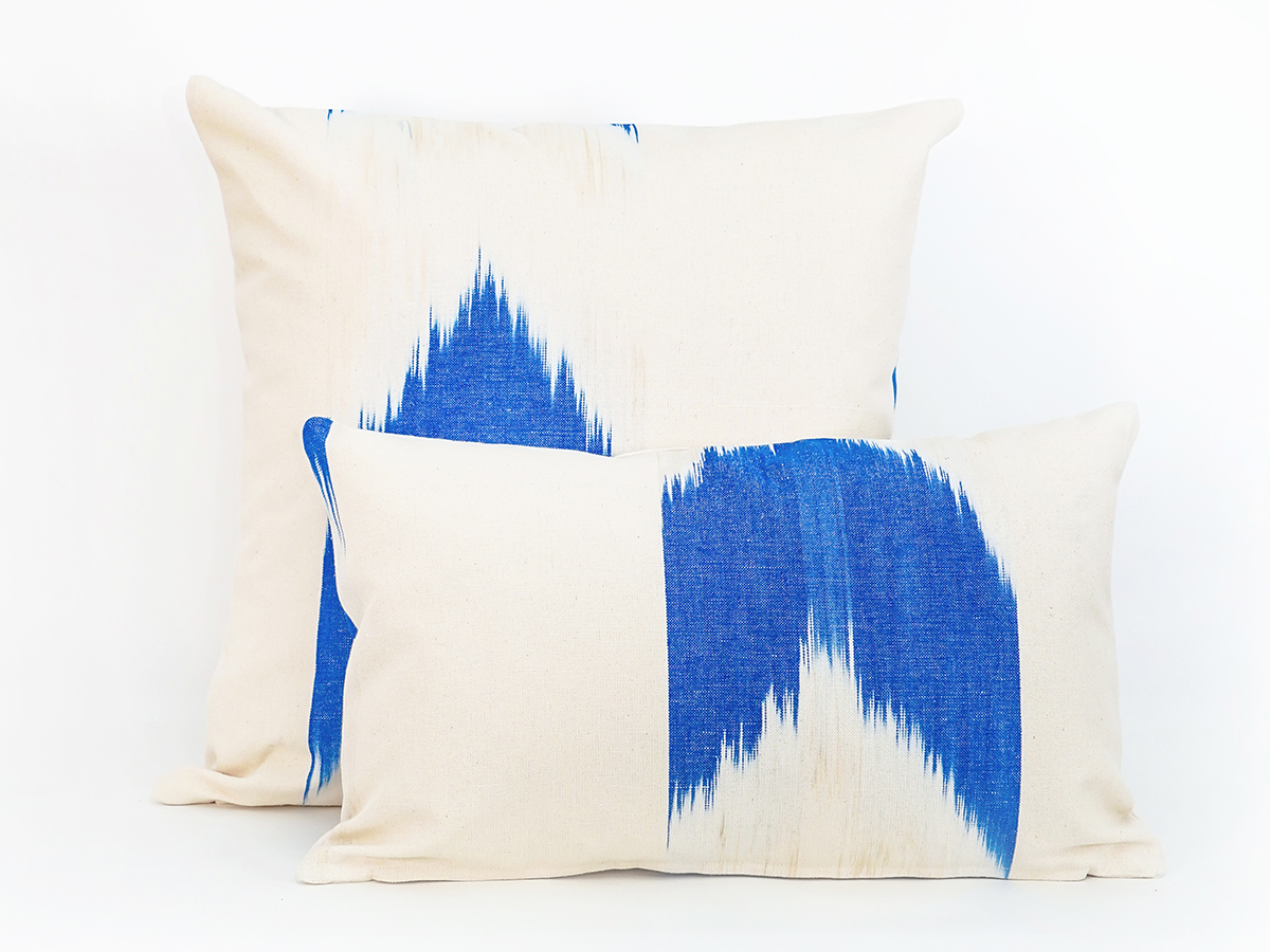 Coixí ikat 60 Blau - Imatge 2