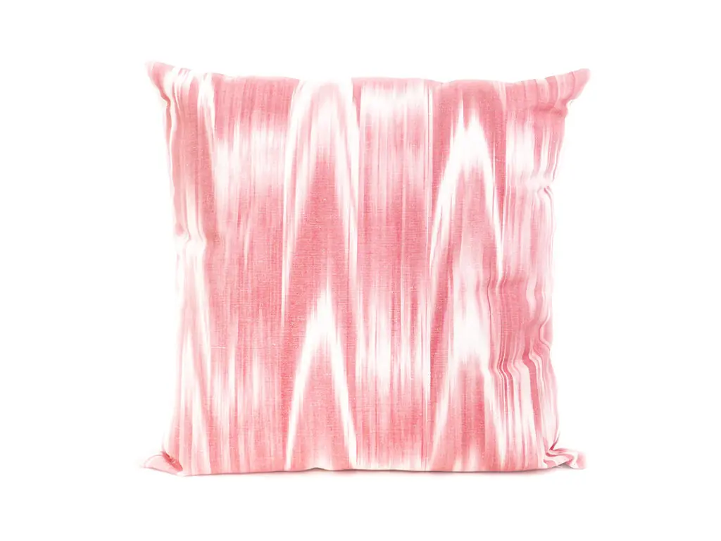 Cojín artesanal modelo 101 en rosa de Teixits Vicens, diseño tradicional mallorquín